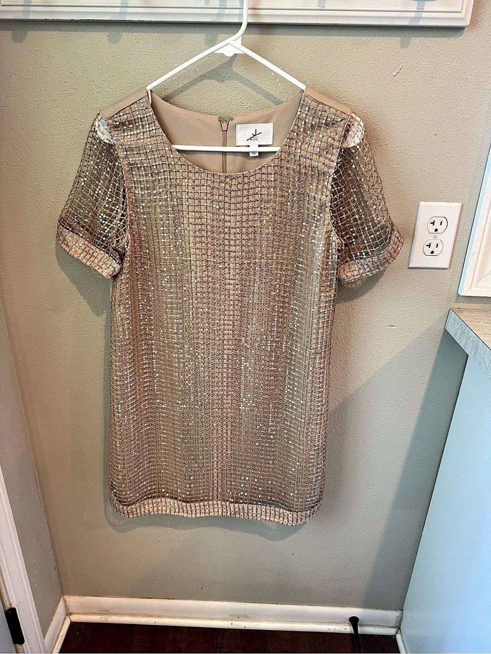 J by JOA Sequin Mini Dress in Pink Size Small
